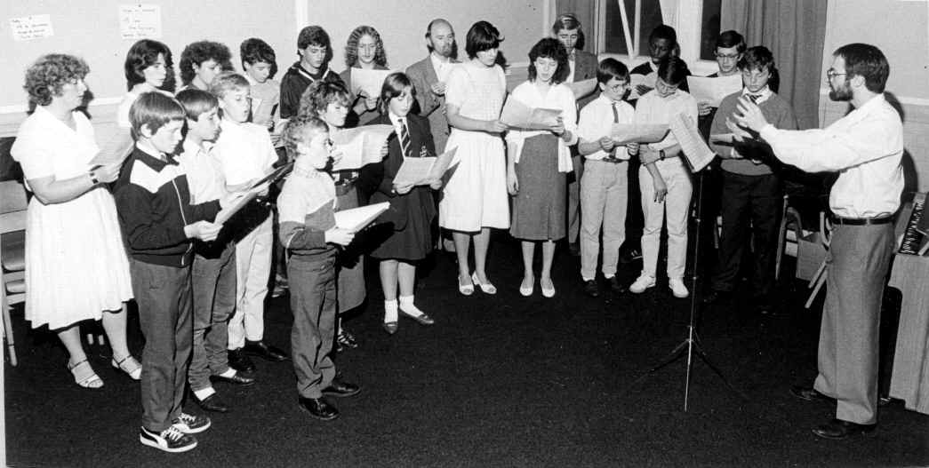 CSPTYM choir rehearsal 1986 conducted by Mike Revell